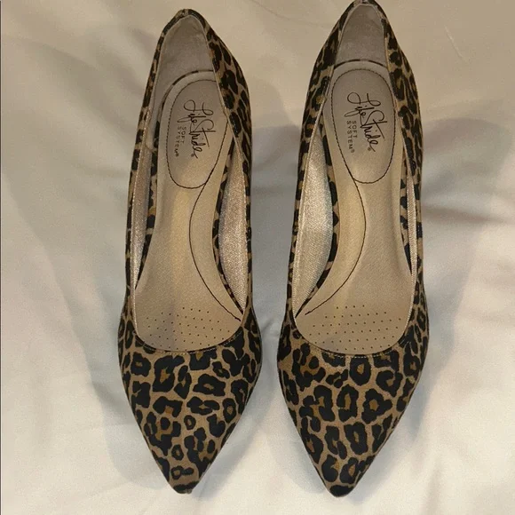 LifeStride Animal Print Pointed Heels. Excellent Condition - Picture 4 of 9